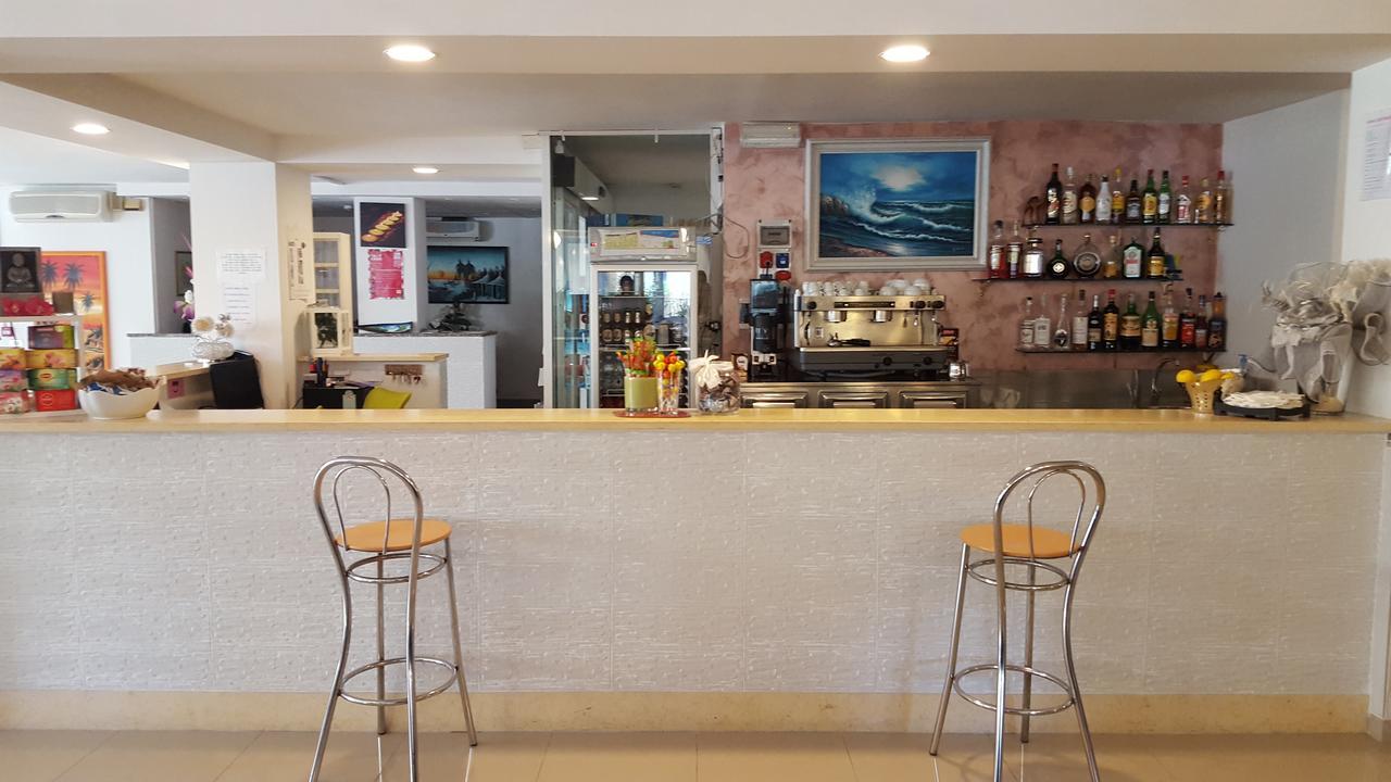 Hotel Raffaello Cesenatico Extérieur photo