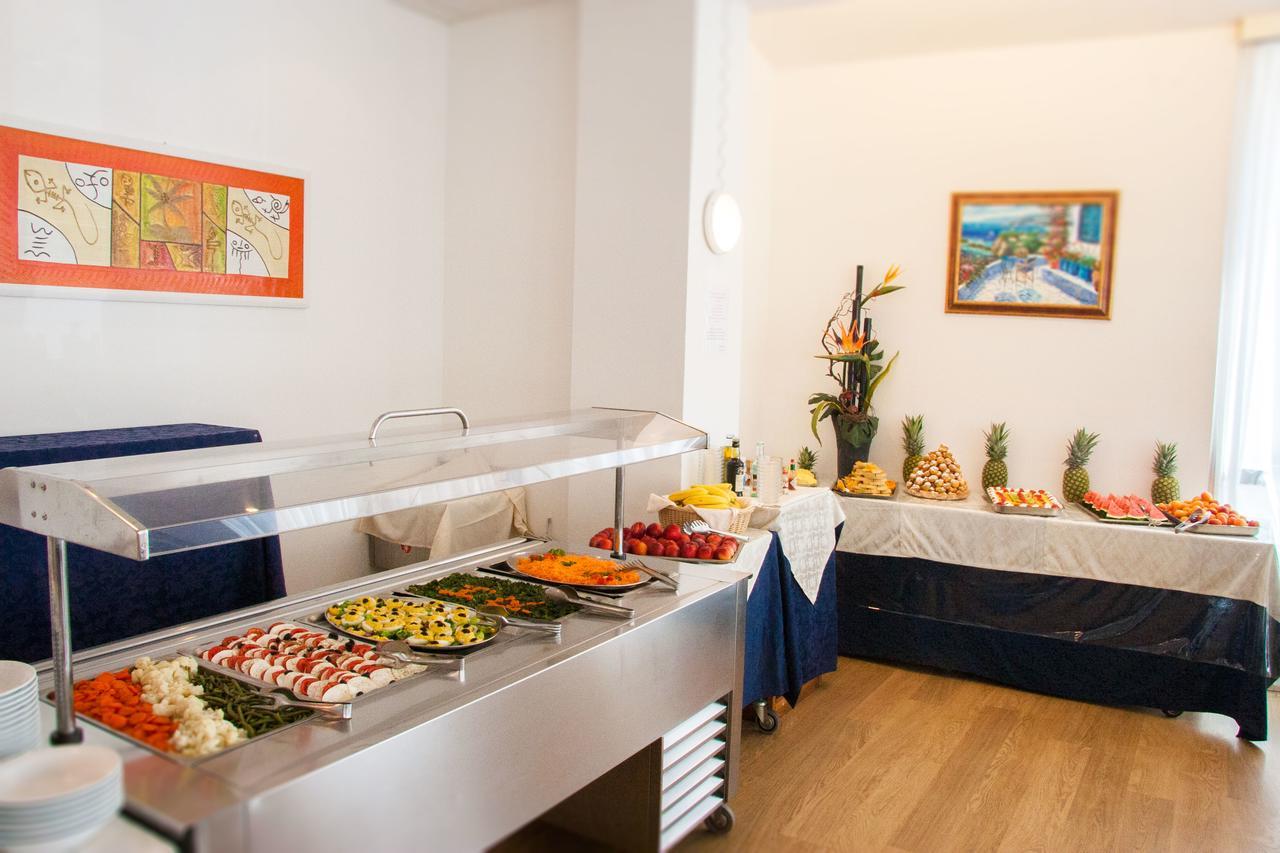 Hotel Raffaello Cesenatico Extérieur photo